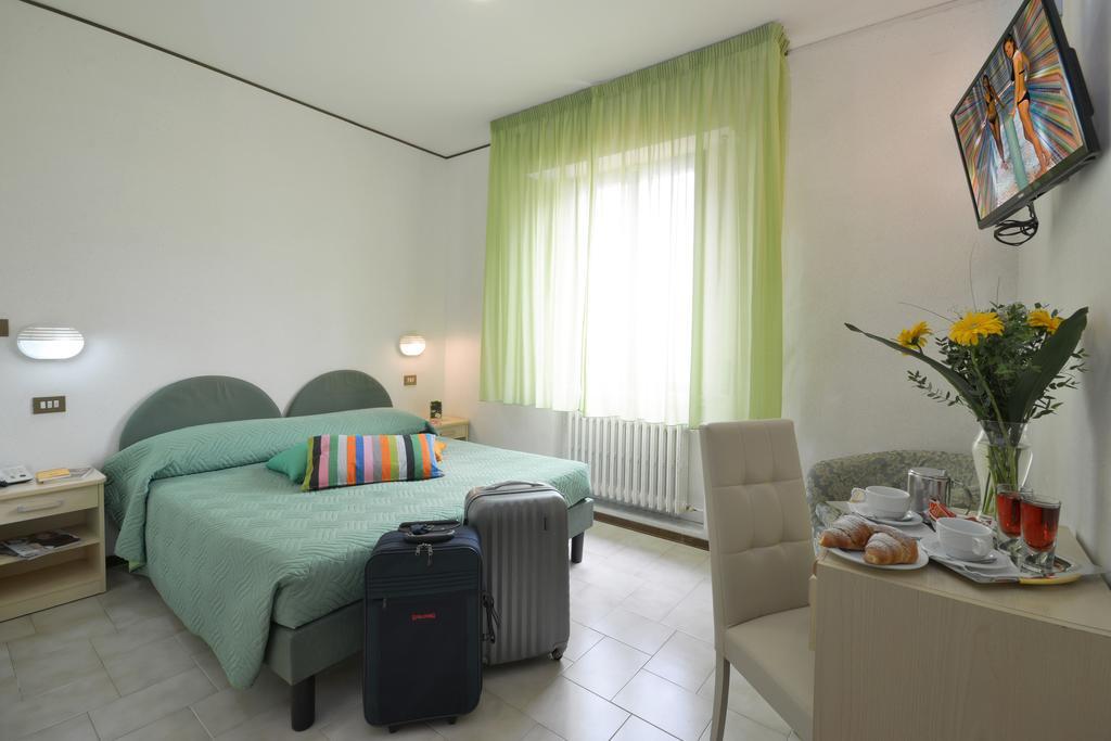 Albergo Martini Chianciano Terme Szoba fotó